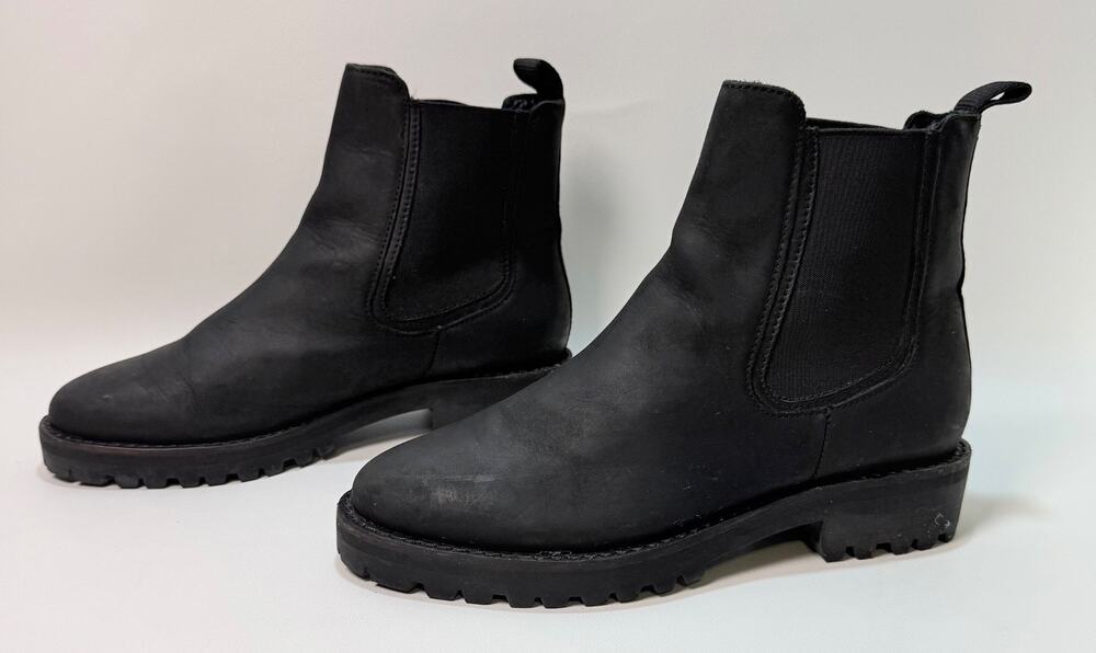 Thursday Boot Co Women's Everyday Chelsea Boots Black Matte Lug Sole Size 6.5